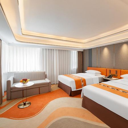 Hotel Beverly Plaza Macau Exterior photo
