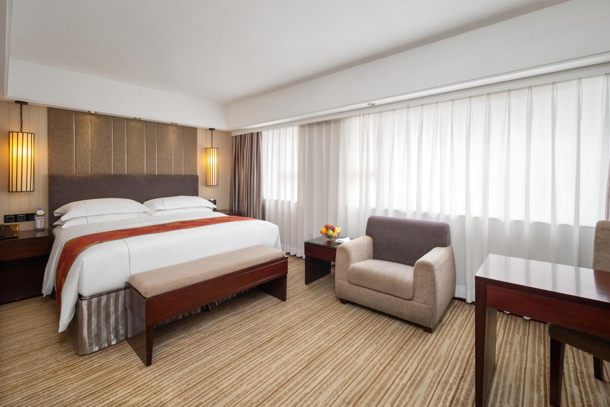 Hotel Beverly Plaza Macau Exterior photo