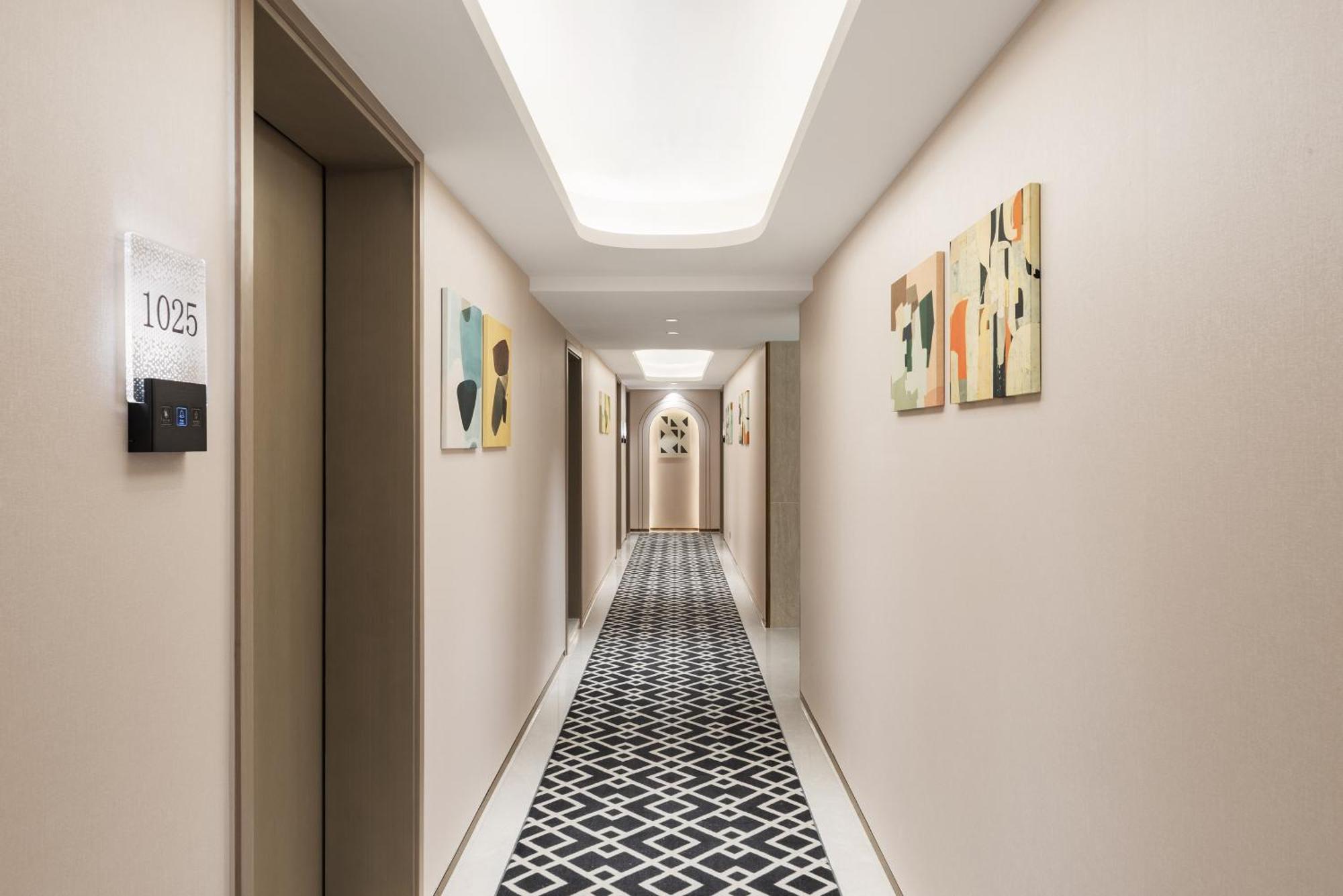 Hotel Beverly Plaza Macau Exterior photo